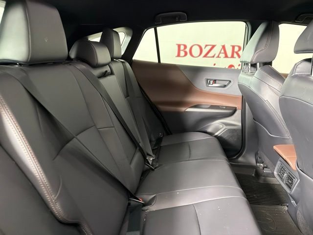 Used 2024 Toyota Venza XLE AWD/4WD image 18