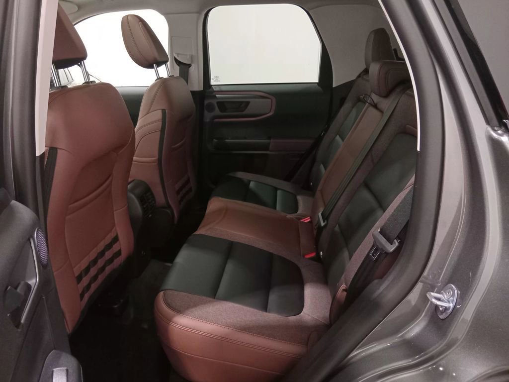 Certified 2025 Ford Bronco Sport Outer Banks w/ Outer Banks Tech Package+ image 13