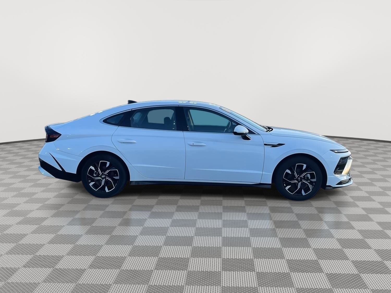 Used 2025 Hyundai Sonata SEL image 6