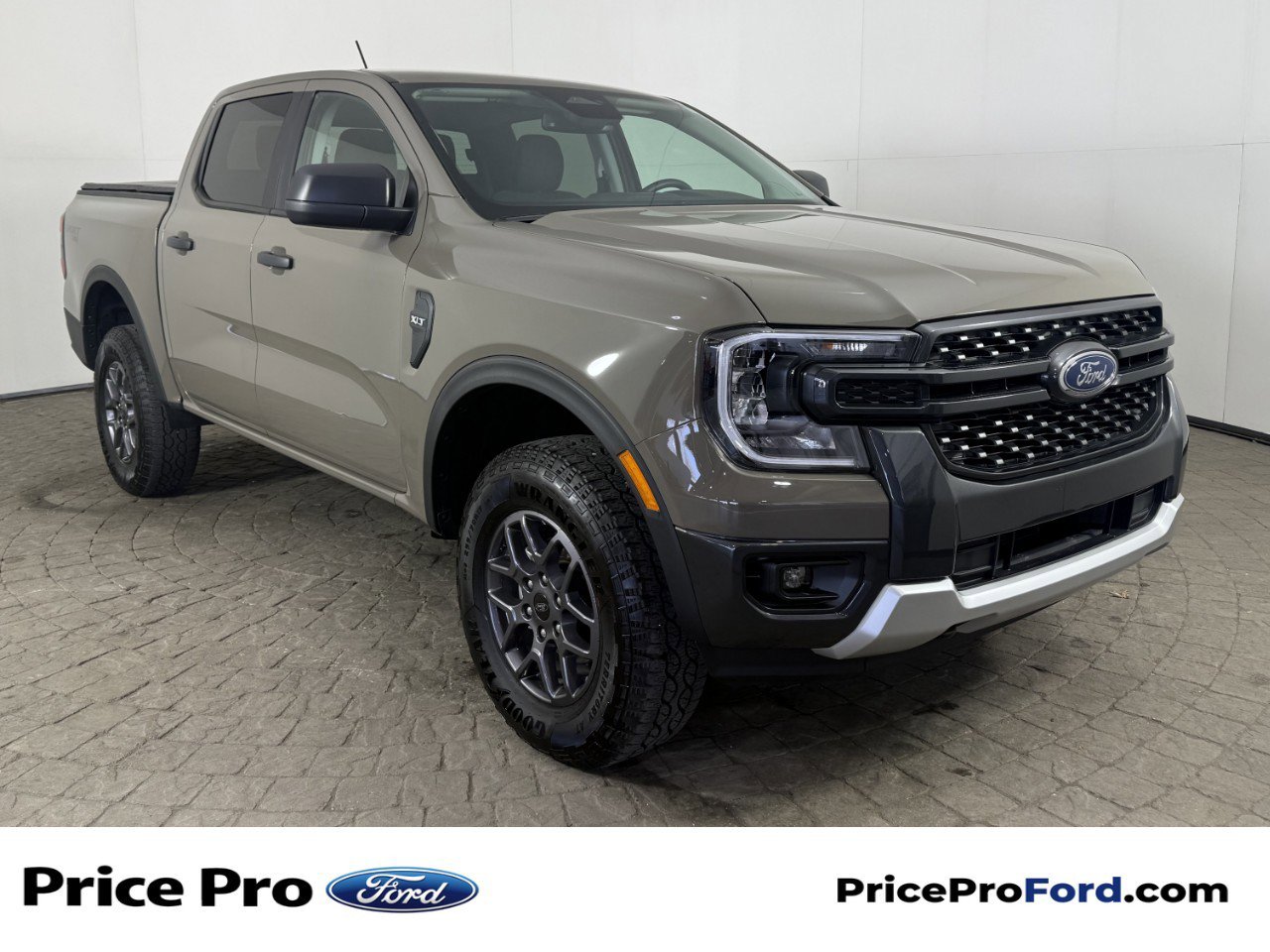 Certified 2025 Ford Ranger XLT w/ Trailer Tow Package AWD/4WD image 1