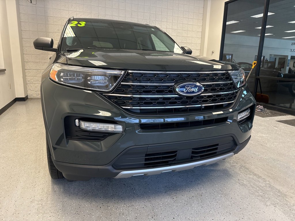 Certified 2023 Ford Explorer XLT w/ Equipment Group 202A image 16