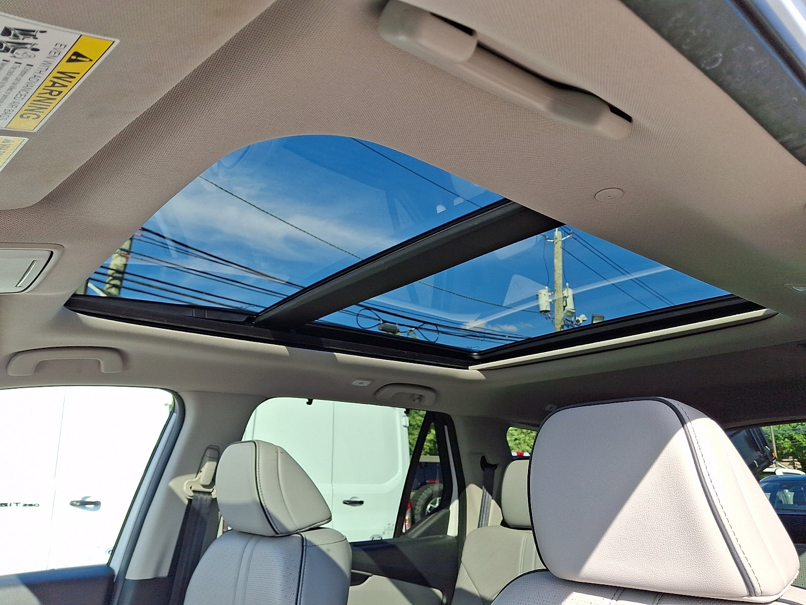 Used 2023 Honda Pilot Elite image 15