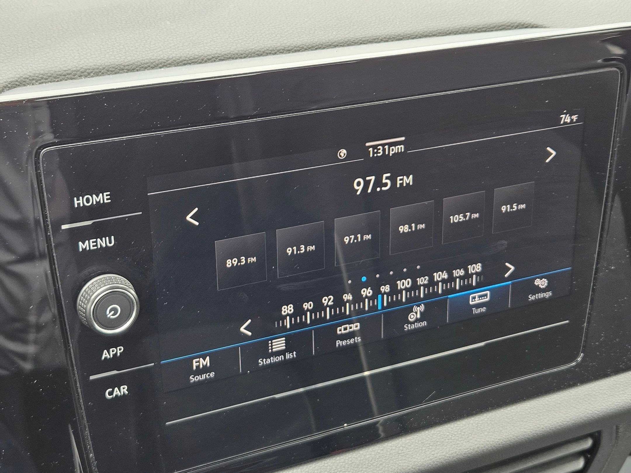 Used 2025 Volkswagen Jetta Sport FWD image 40