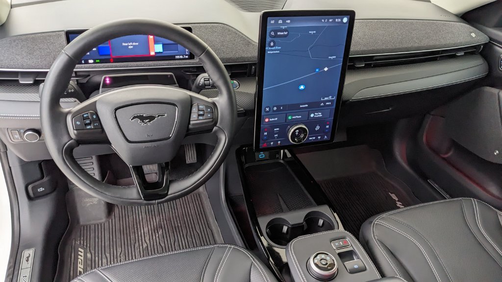 Certified 2023 Ford Mustang Mach-E Premium AWD/4WD image 4