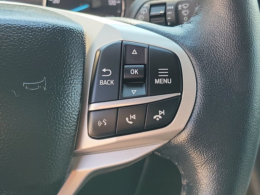 Certified 2023 Ford Explorer XLT w/ Equipment Group 202A AWD/4WD image 17