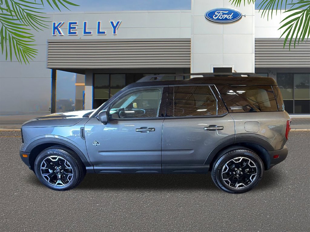 Certified 2025 Ford Bronco Sport Outer Banks w/ Outer Banks Tech Package+ AWD/4WD image 2