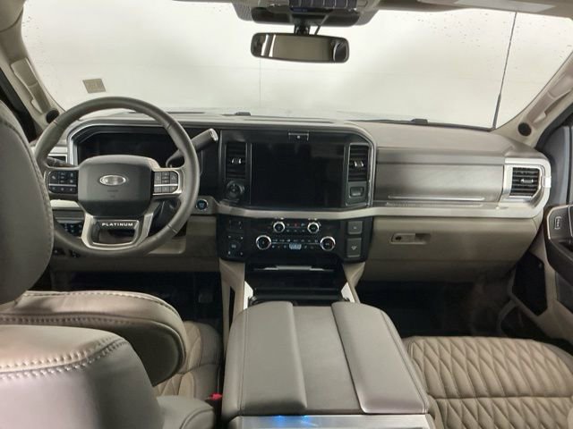 Certified 2025 Ford F250 Platinum w/ Platinum Plus Package image 29