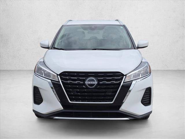 Used 2023 Nissan Kicks SV FWD image 2