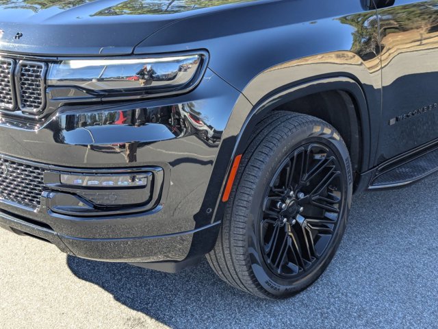 Used 2024 Jeep Wagoneer Series II image 10