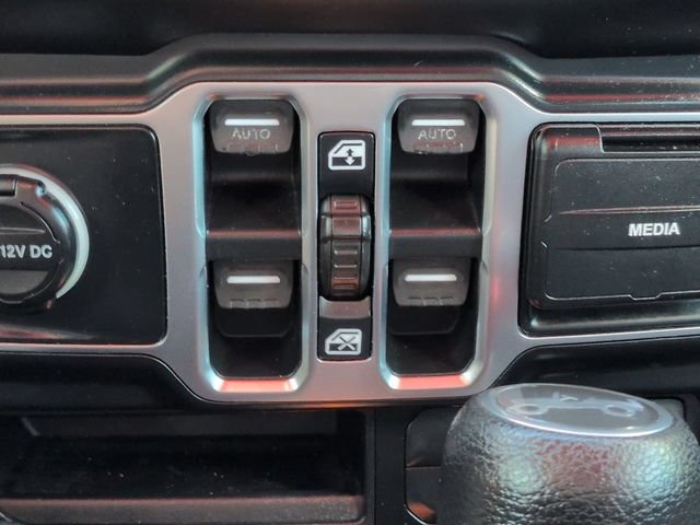 Used 2019 Jeep Wrangler Unlimited Sport S AWD/4WD image 22