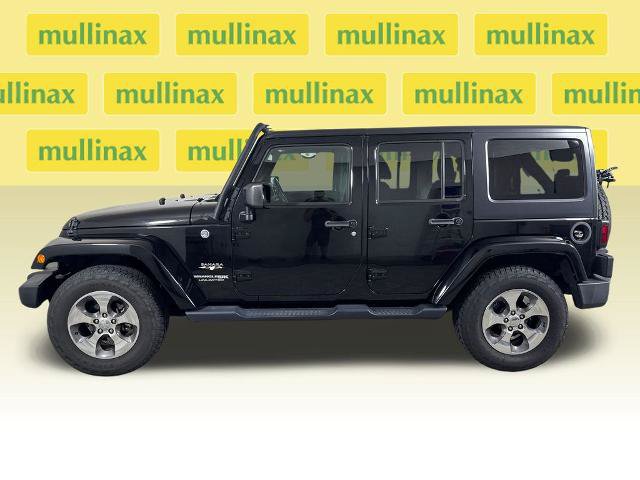 Used 2018 Jeep Wrangler Unlimited Sahara w/ Connectivity Group AWD/4WD image 12
