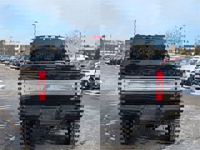 Certified 2020 Ford F350 Platinum w/ FX4 Off-Road Package image 4