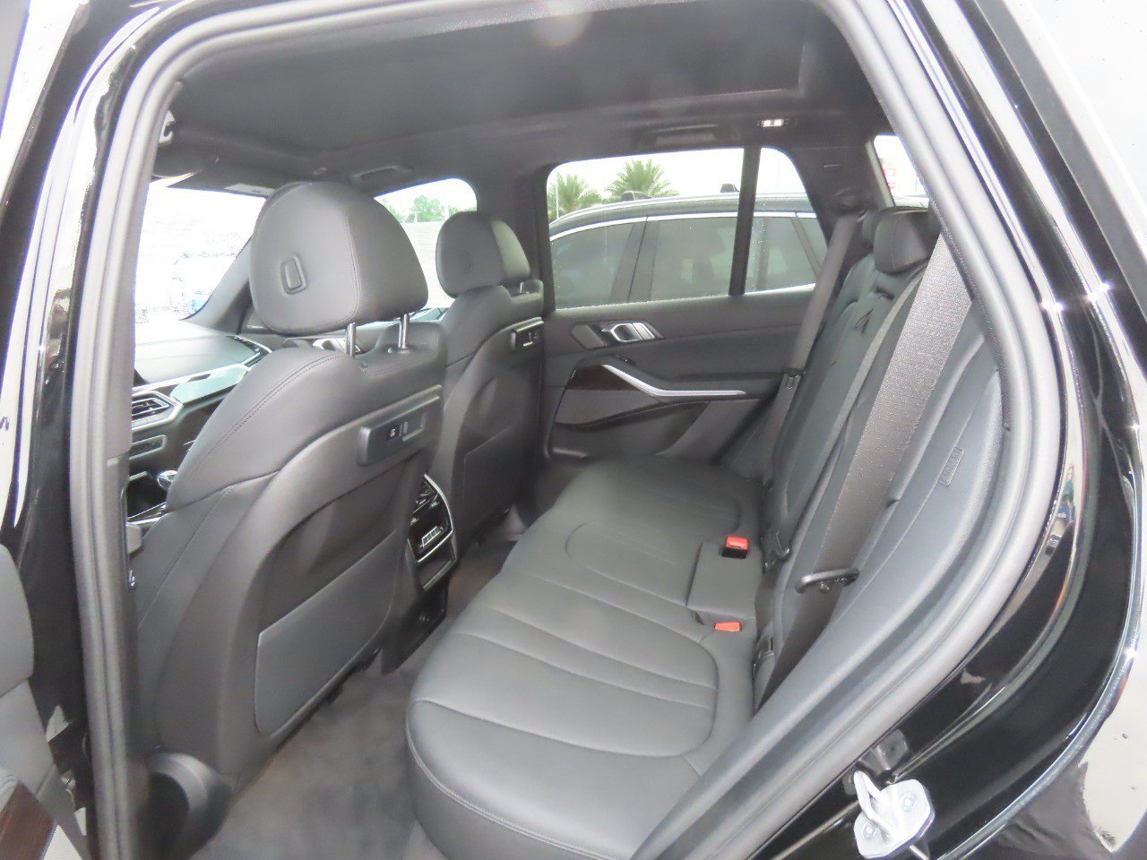 Used 2021 BMW X5 sDrive40i w/ Premium Package RWD image 21