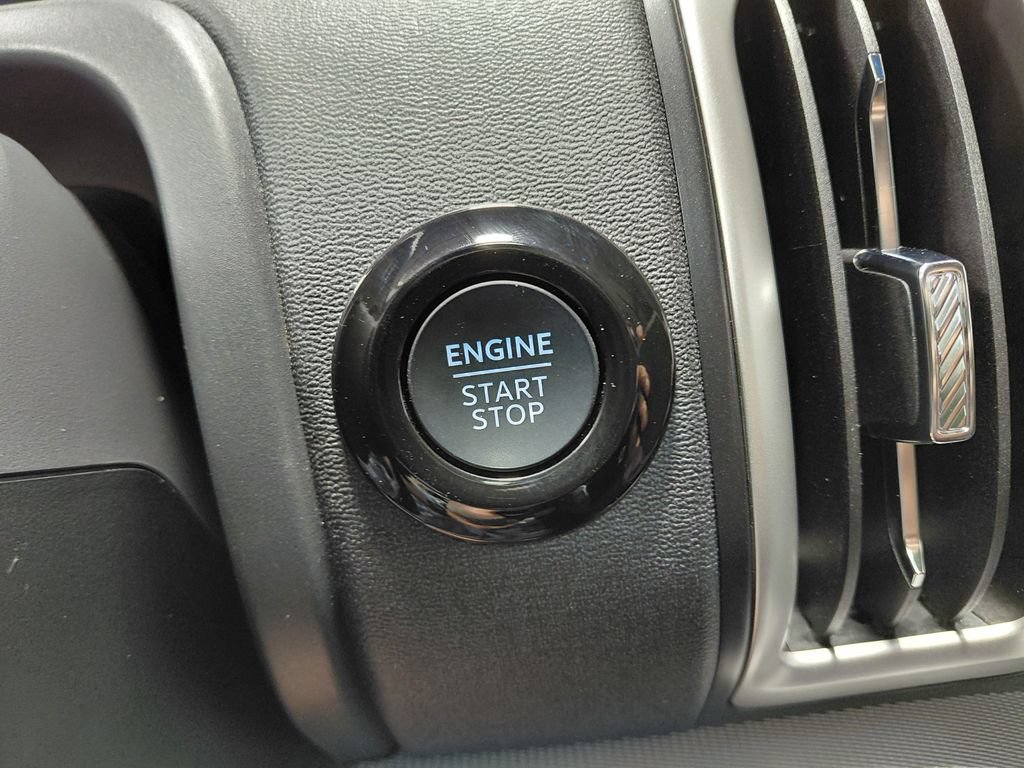 Certified 2025 Ford Expedition Active AWD/4WD image 35