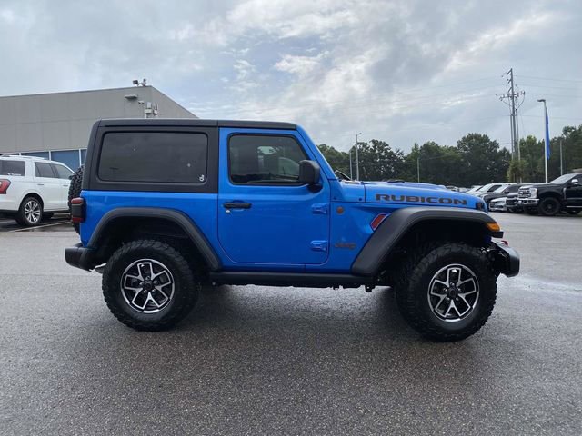 Used 2024 Jeep Wrangler Rubicon w/ Technology Group AWD/4WD image 2