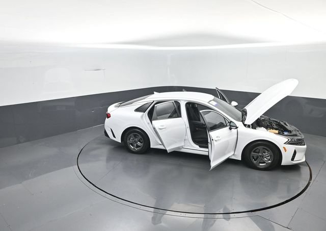 Used 2023 Kia K5 LXS FWD image 42