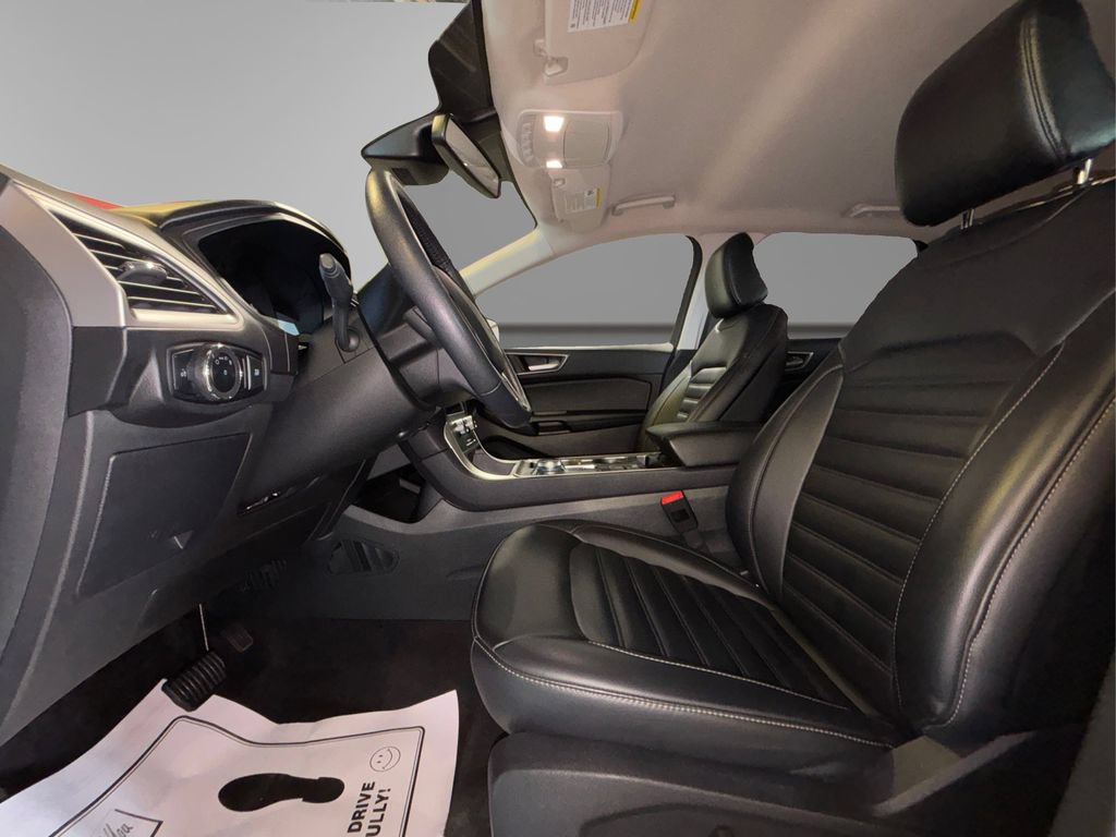 Certified 2024 Ford Edge SEL AWD/4WD image 9