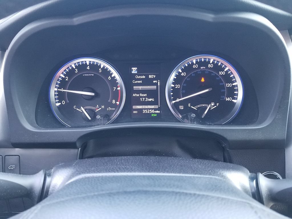 Used 2019 Toyota Highlander SE AWD/4WD image 10