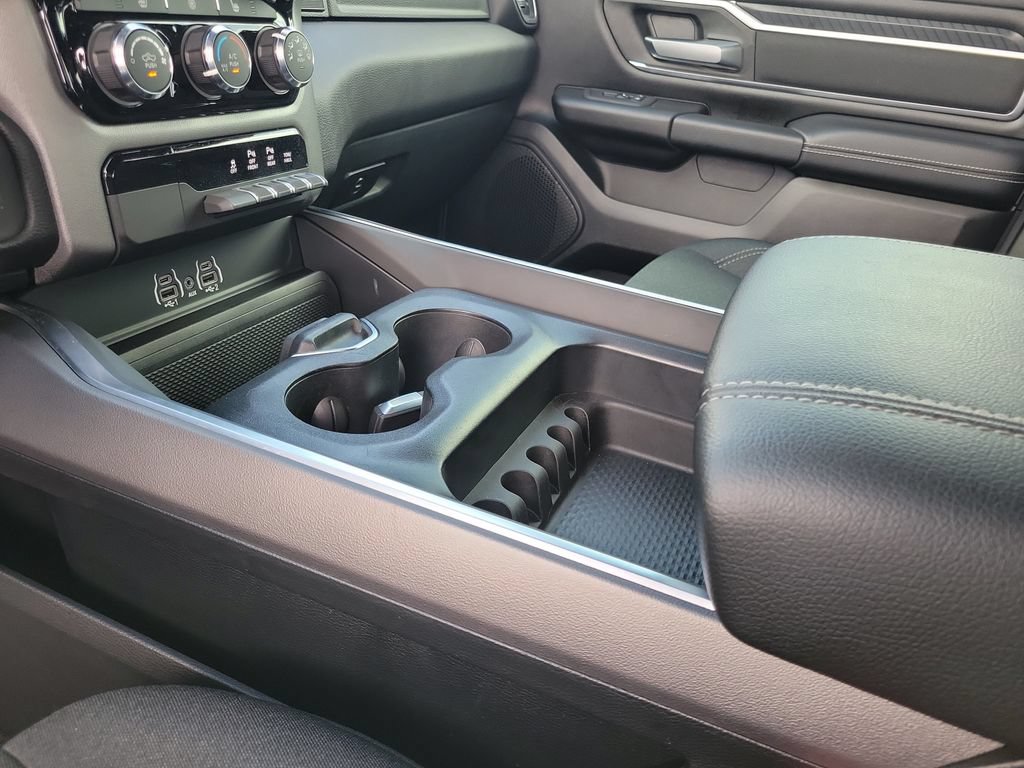 Used 2025 RAM 1500 Big Horn AWD/4WD image 29
