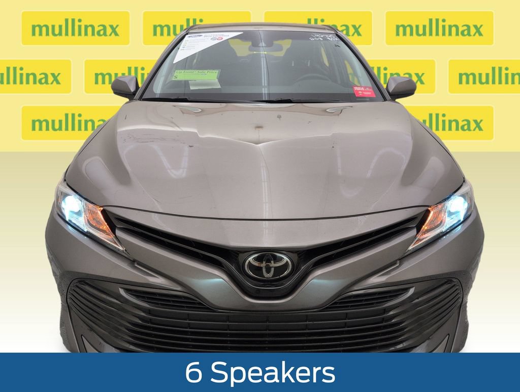 Used 2018 Toyota Camry LE FWD image 11