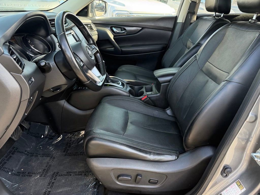 Used 2018 Nissan Rogue SL w/ Premium Package FWD image 16