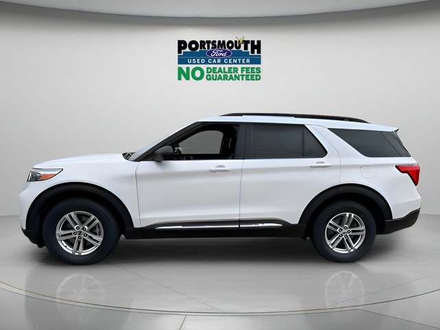 Certified 2022 Ford Explorer XLT w/ Equipment Group 202A AWD/4WD image 2
