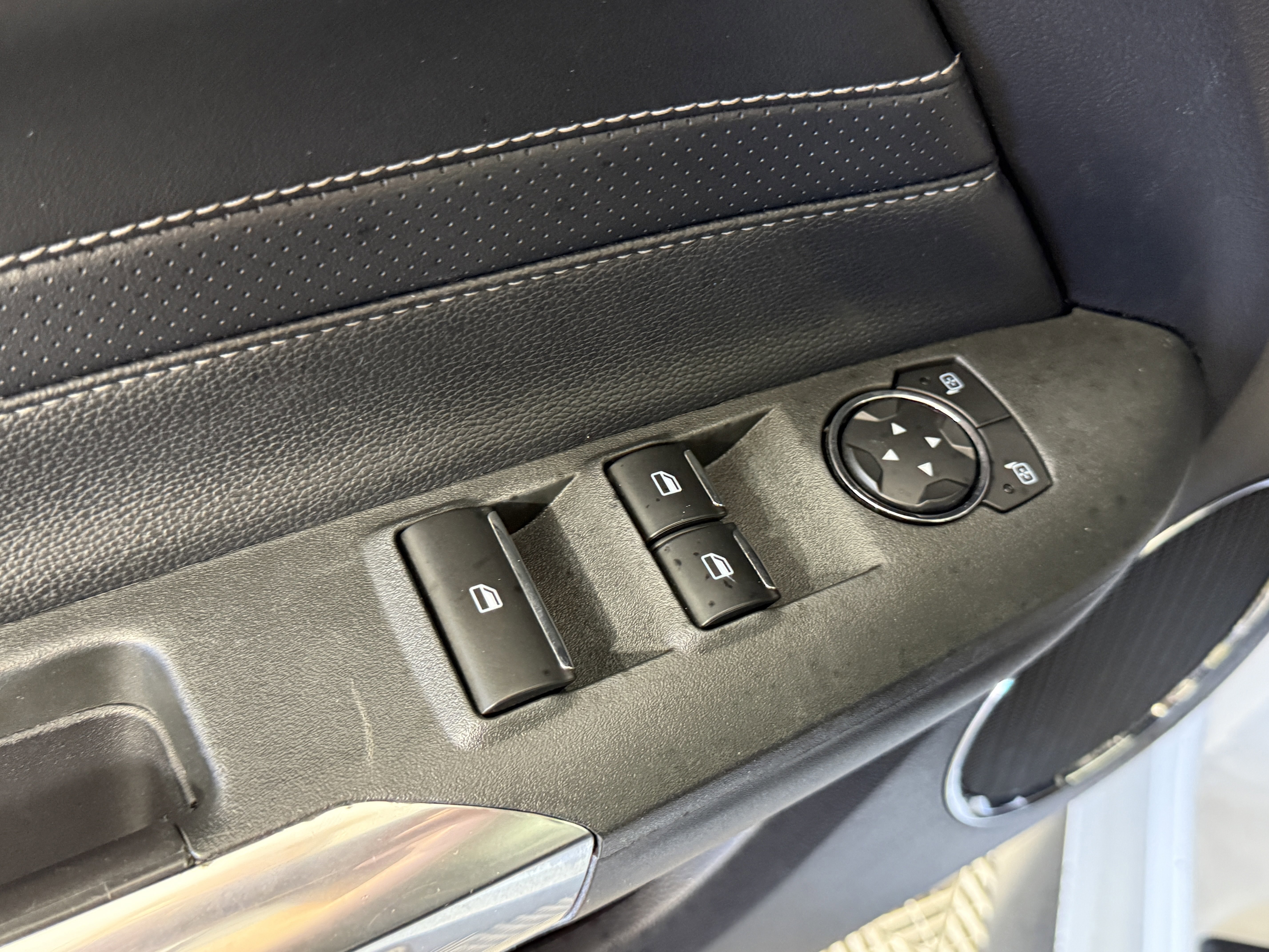 Certified 2019 Ford Mustang GT Premium w/ Equipment Group 401A image 16