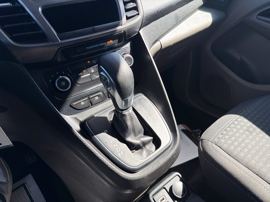 Certified 2019 Ford Transit Connect XLT FWD image 18