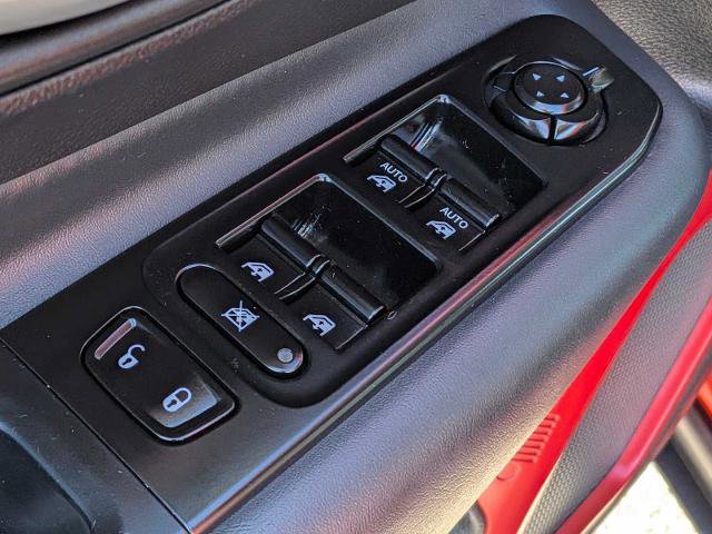 Used 2021 Jeep Renegade Trailhawk image 19