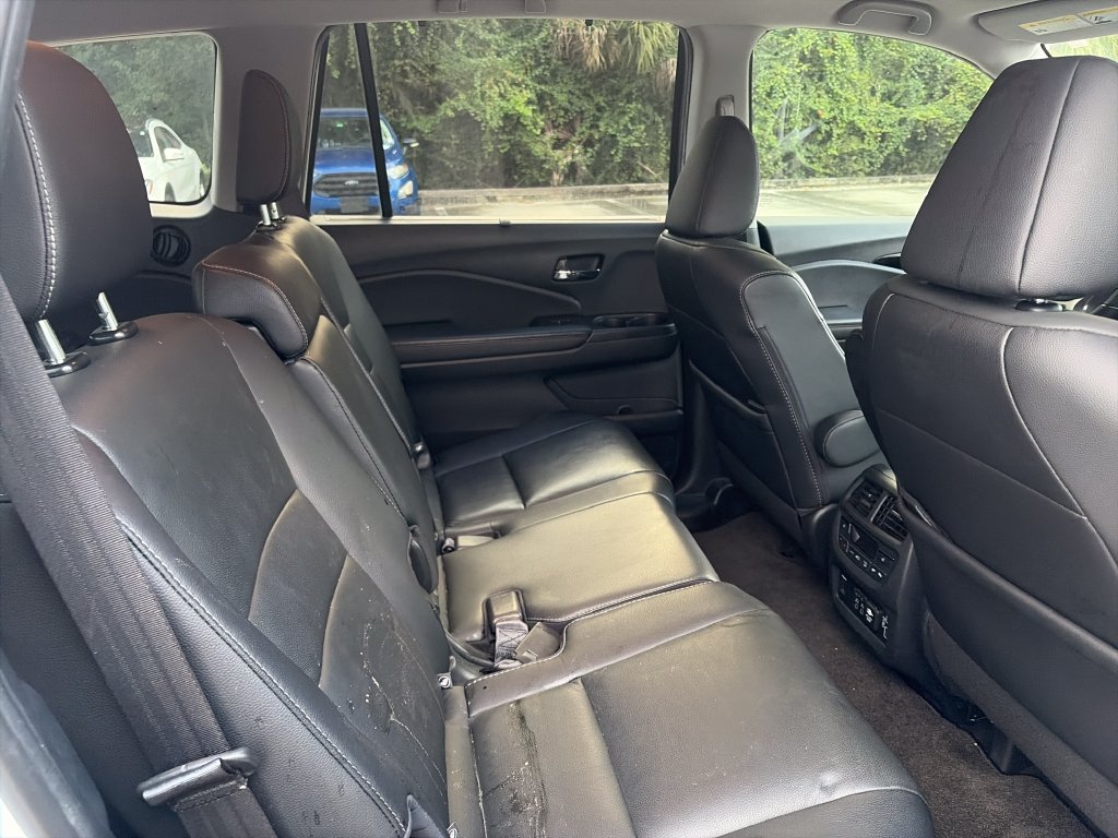 Used 2021 Honda Pilot Touring image 31