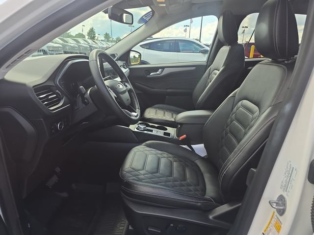 Certified 2023 Ford Escape Platinum w/ Premium Technology Package AWD/4WD image 14