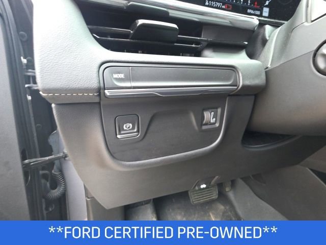 Used 2022 Cadillac Escalade ESV Luxury image 14