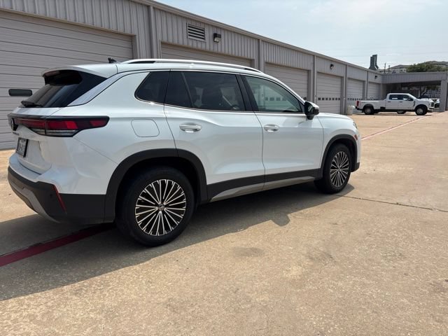 Used 2025 Volkswagen Tiguan S FWD image 3