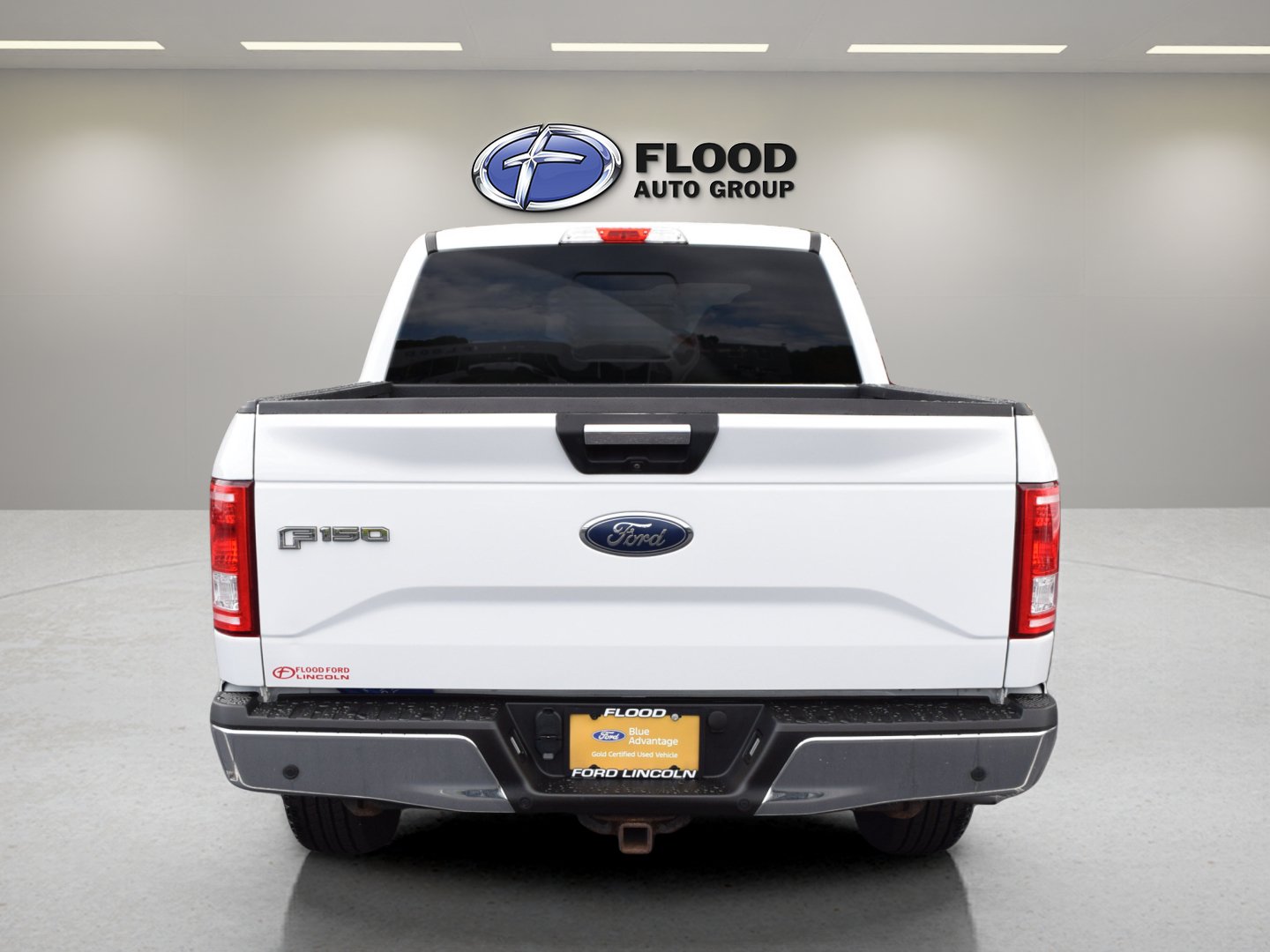 Certified 2017 Ford F150 XLT w/ Equipment Group 302A Luxury AWD/4WD image 4
