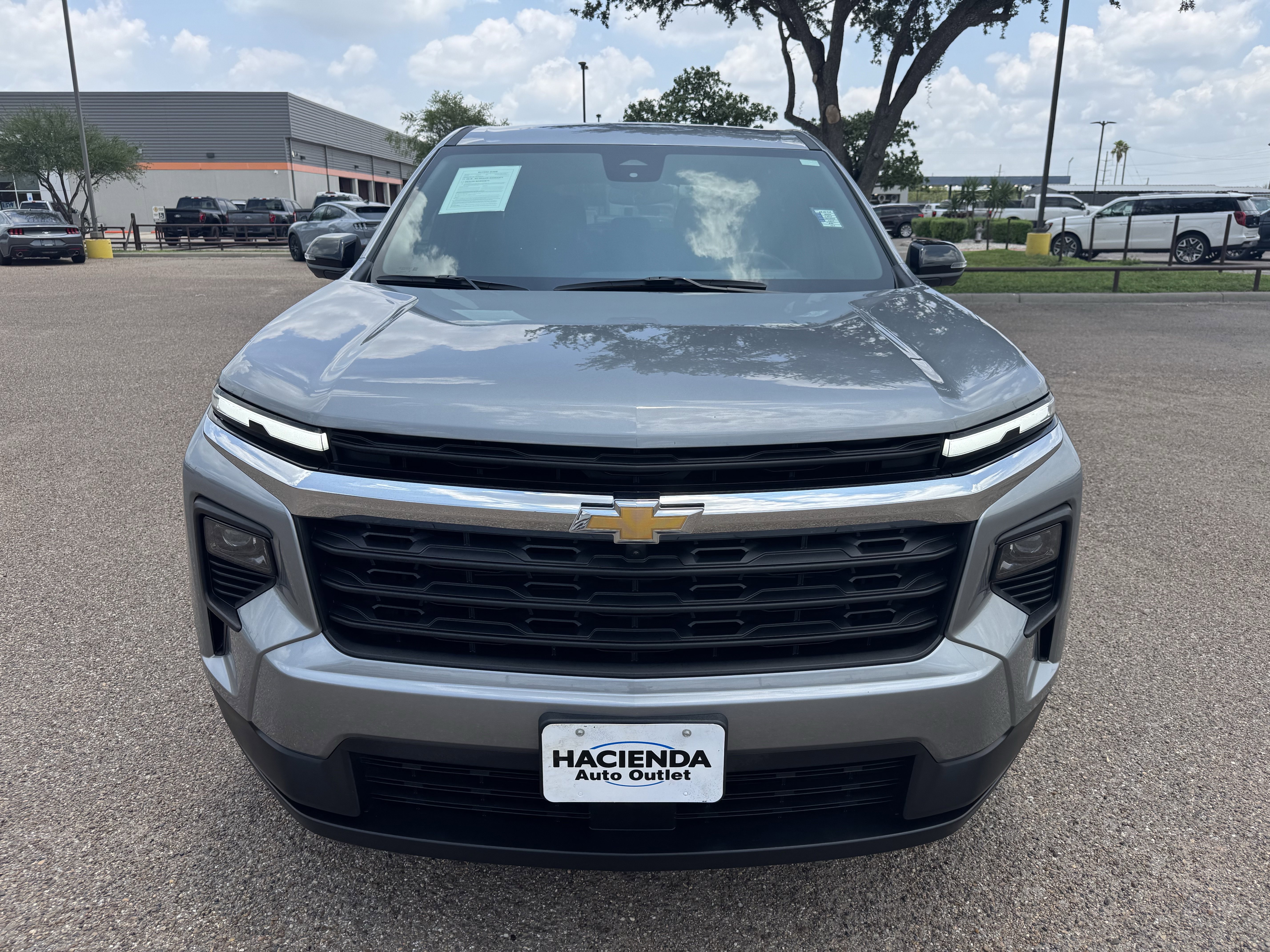 Used 2024 Chevrolet Traverse LS w/ LPO, Floor Liner Package FWD image 6