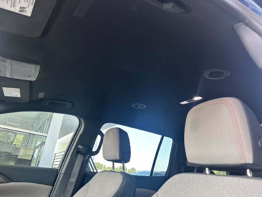 Used 2024 Chevrolet Traverse LT w/ Enhanced Driving Package FWD image 26