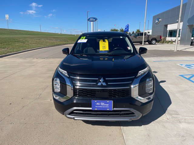 Used 2025 Mitsubishi Outlander SE AWD/4WD image 9