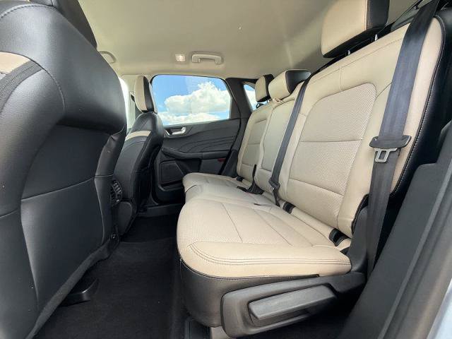 Certified 2022 Ford Escape Titanium FWD image 19