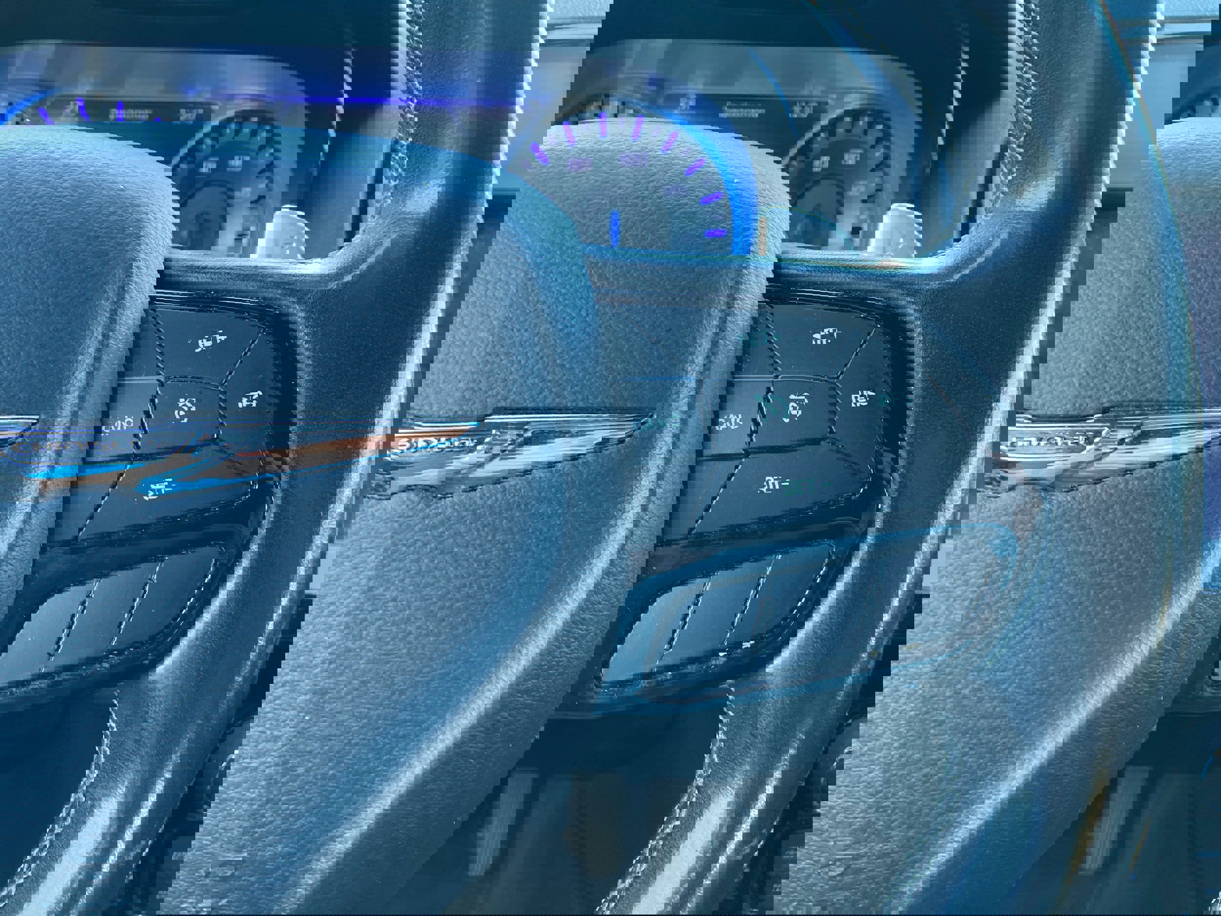 Used 2018 Chrysler 300 S image 20