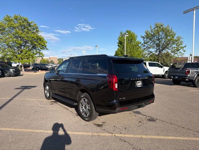 Certified 2025 Ford Expedition Active AWD/4WD image 4