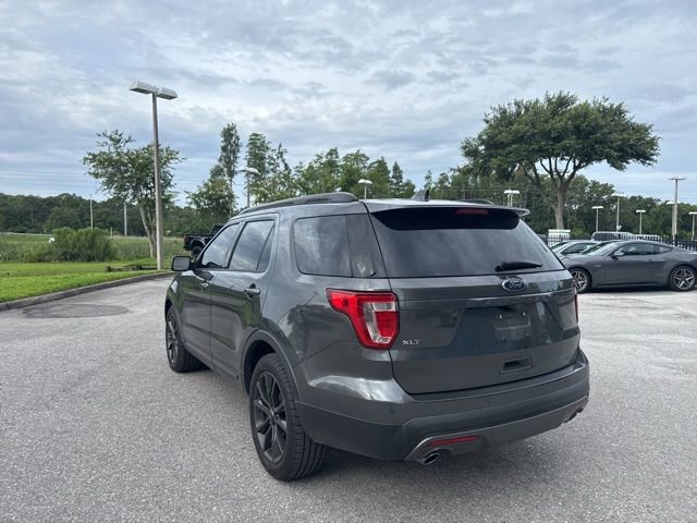 Certified 2017 Ford Explorer XLT w/ Equipment Group 202A FWD image 4