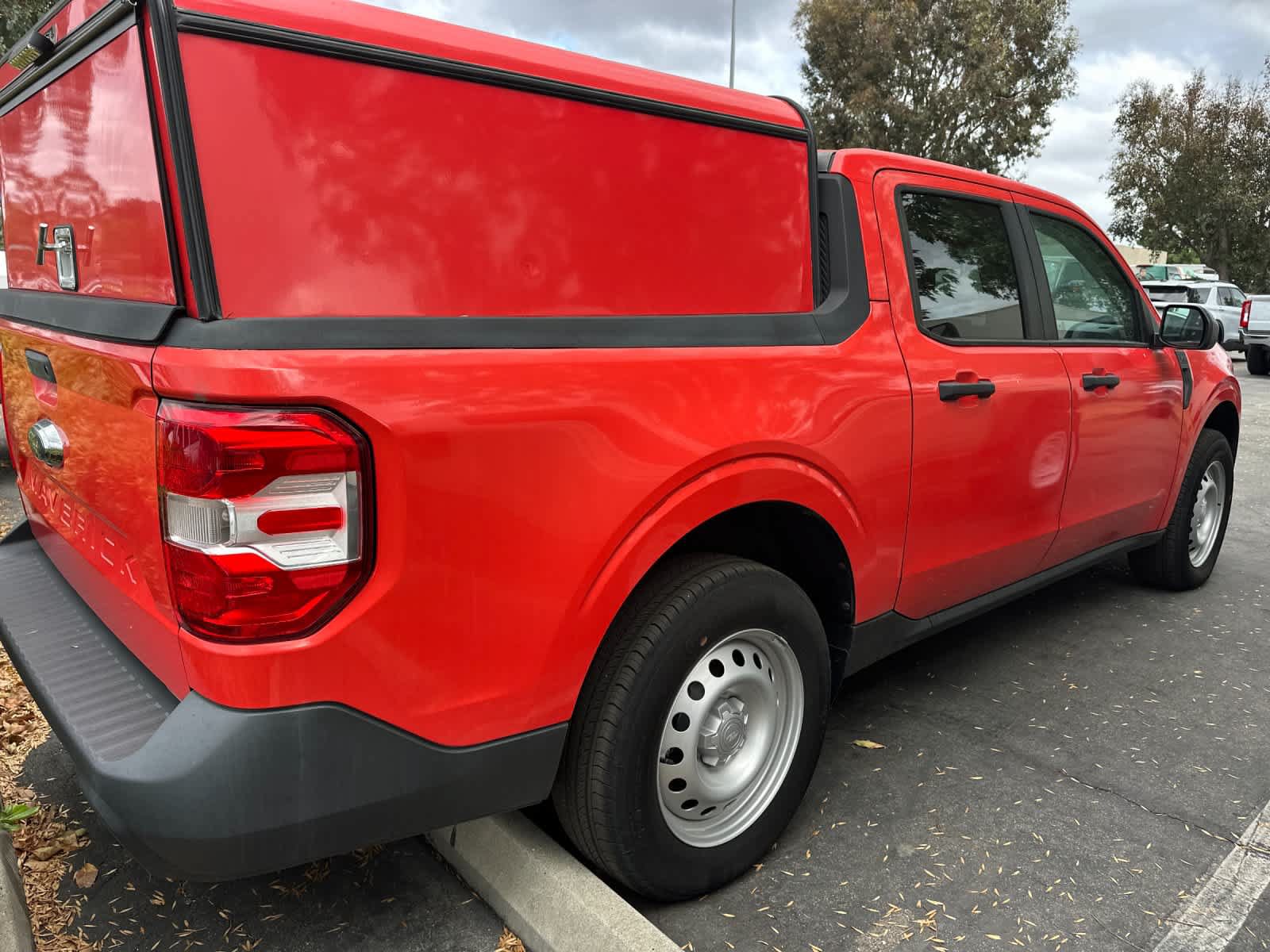 Certified 2022 Ford Maverick XL FWD image 4