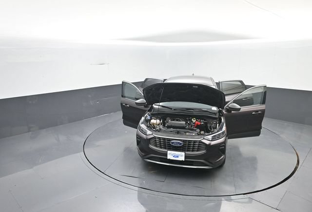 Certified 2023 Ford Escape Active AWD/4WD image 43