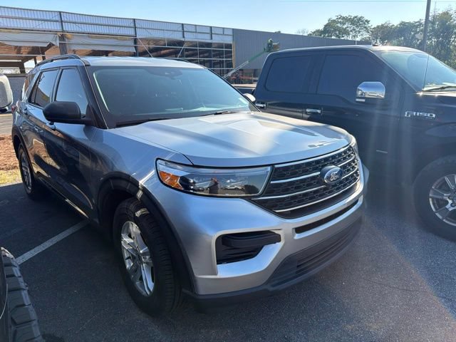 Certified 2021 Ford Explorer XLT RWD image 2