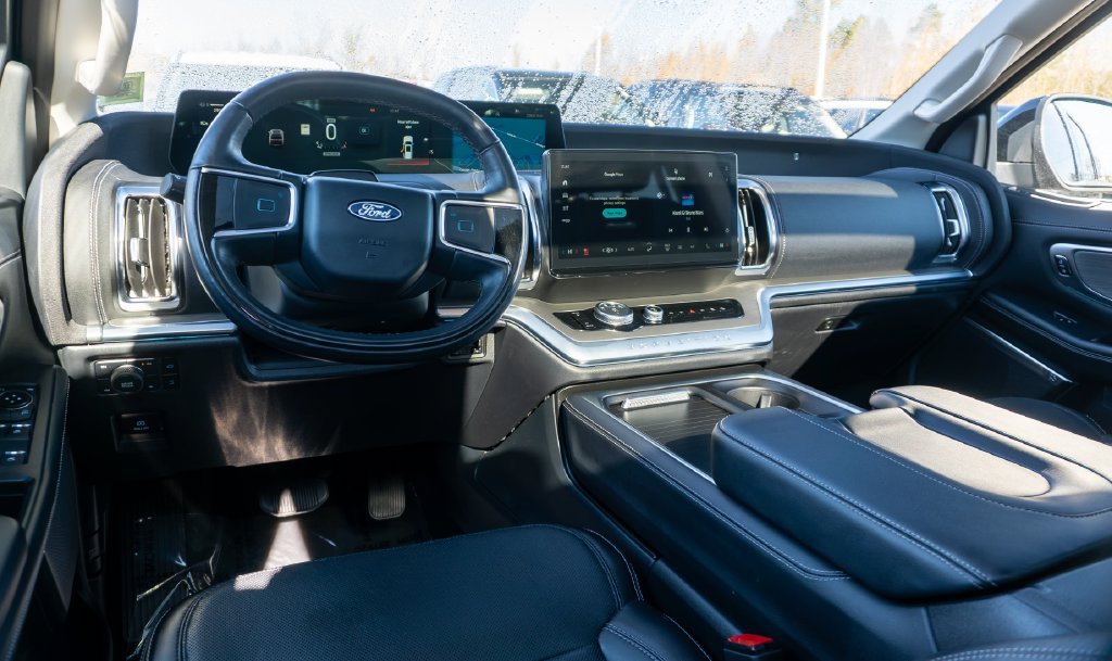 Certified 2025 Ford Expedition Max Platinum AWD/4WD image 14