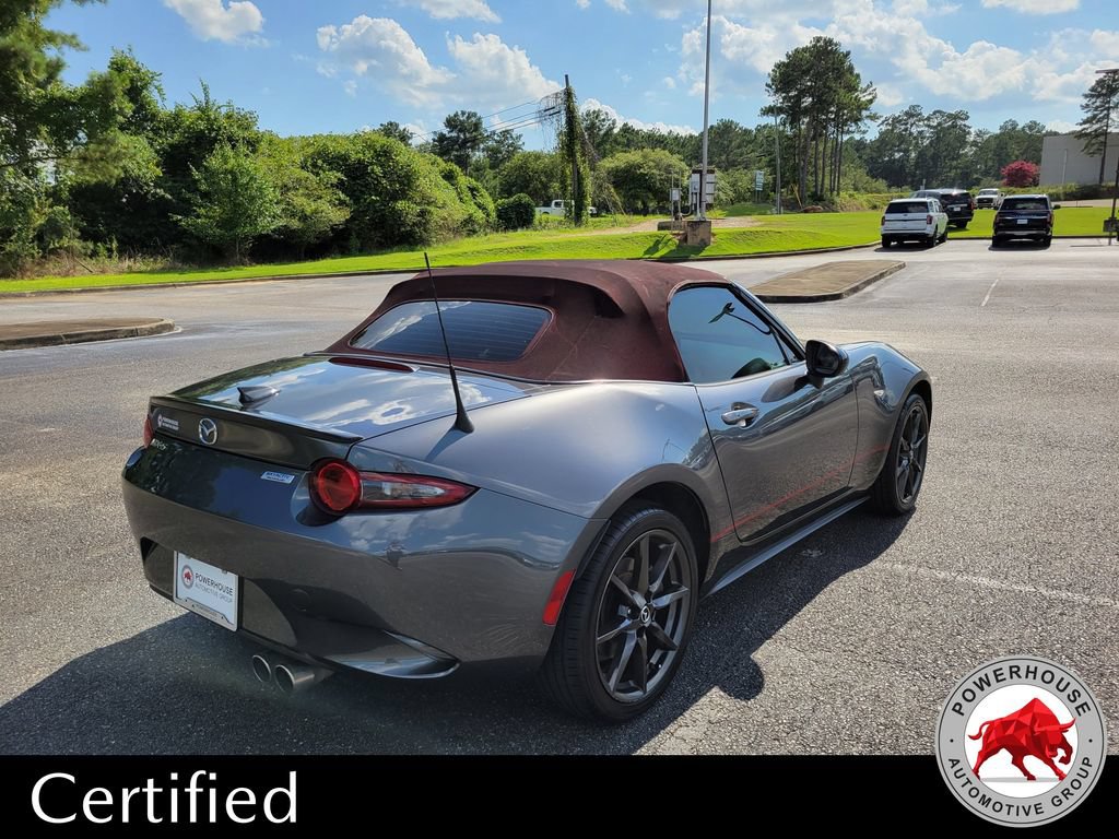Used 2018 MAZDA MX-5 Miata Club RWD image 6