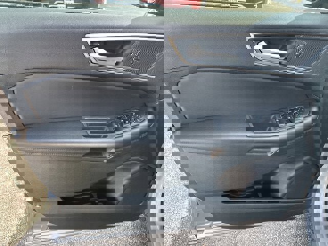 Certified 2024 Ford Edge SEL image 13