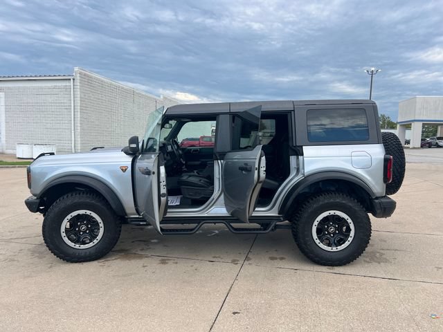 Certified 2023 Ford Bronco Badlands w/ Sasquatch Package AWD/4WD image 4