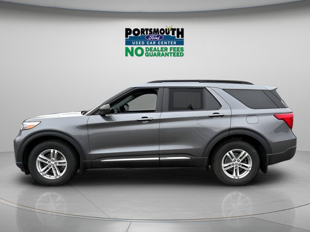 Certified 2022 Ford Explorer XLT w/ Equipment Group 202A AWD/4WD image 2