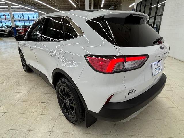 Certified 2022 Ford Escape SE w/ Convenience Package image 3